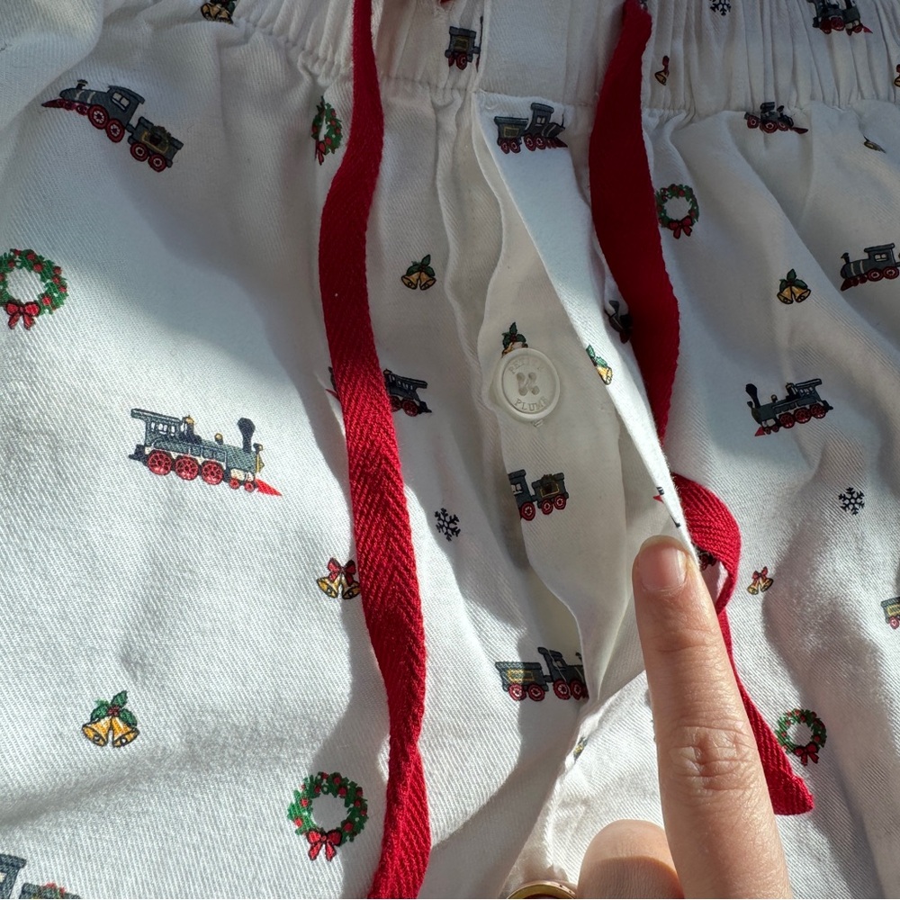 Petite Plume Mens White Pajamas - Picture 4 of 7